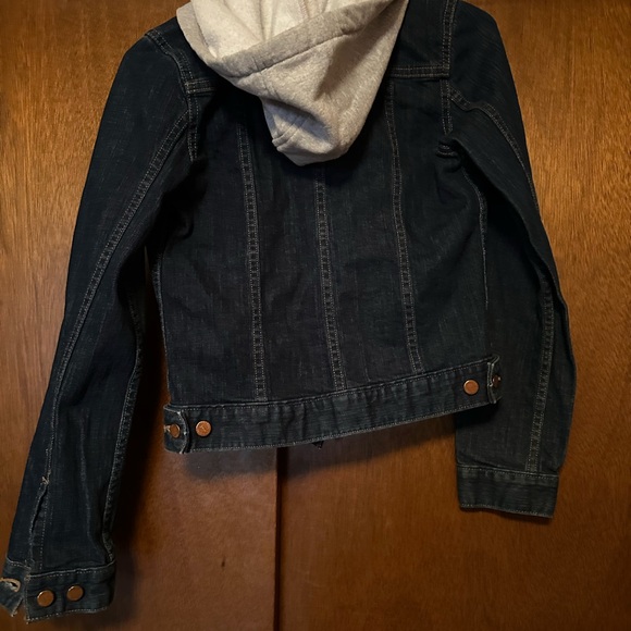 Carhartt Blue Denim Jacket with Gray Hoodie - Picture 2 of 3